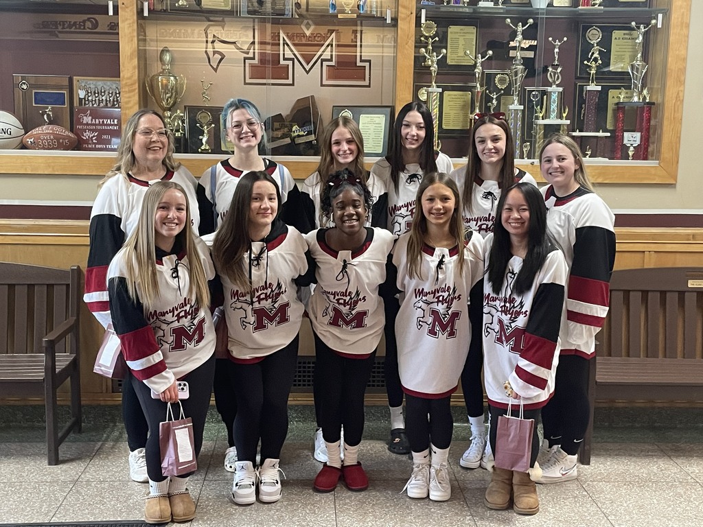 Good luck to our Cheerleaders as they head to the NYSPHSAA Championships in Binghamton this morning. Flyer Nation is behind all of you.  