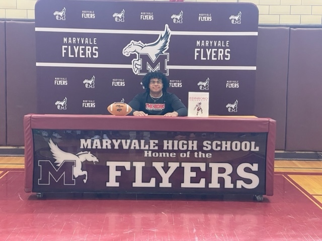 Justus Hill- Edinboro Football 